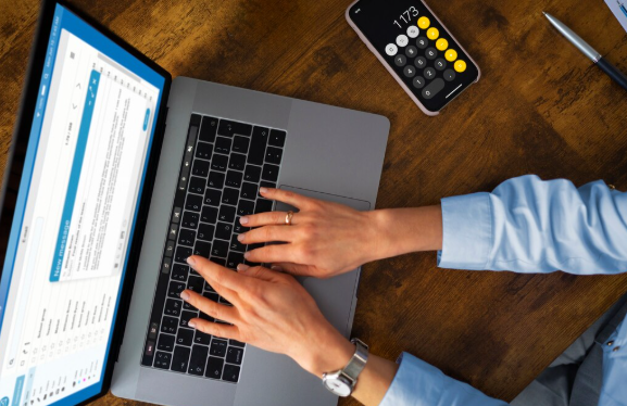 Contabilidade Online: Funcionamento e Preços para Pequenos Negócios